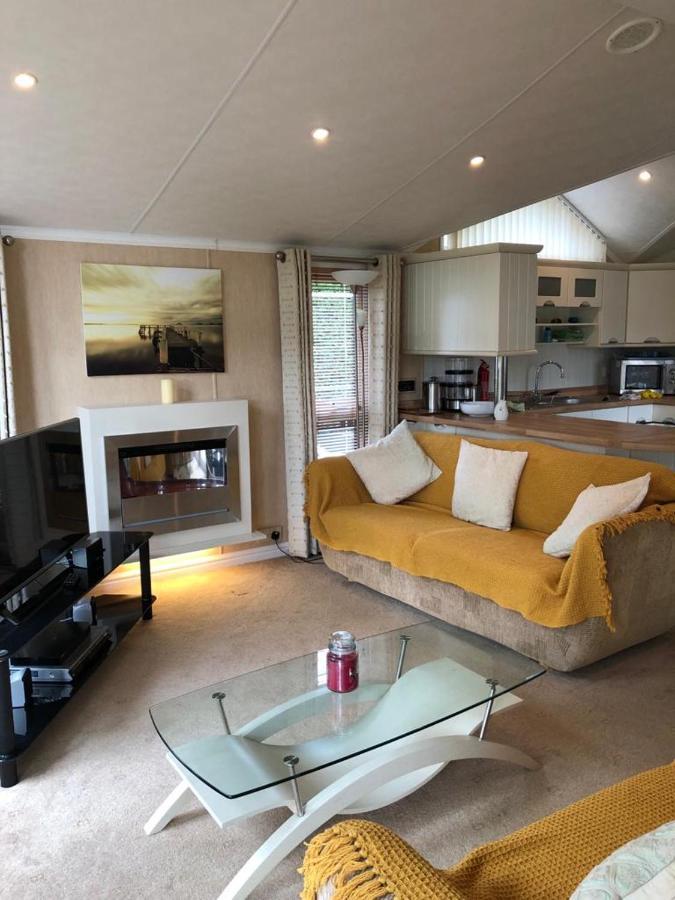 Gold Caravan Harrietsfield Exterior photo